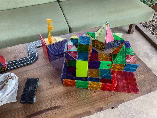magnetic tiles